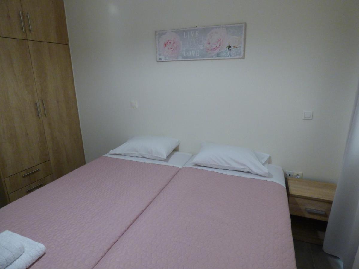 Natashas Apartments Ípszosz Kültér fotó