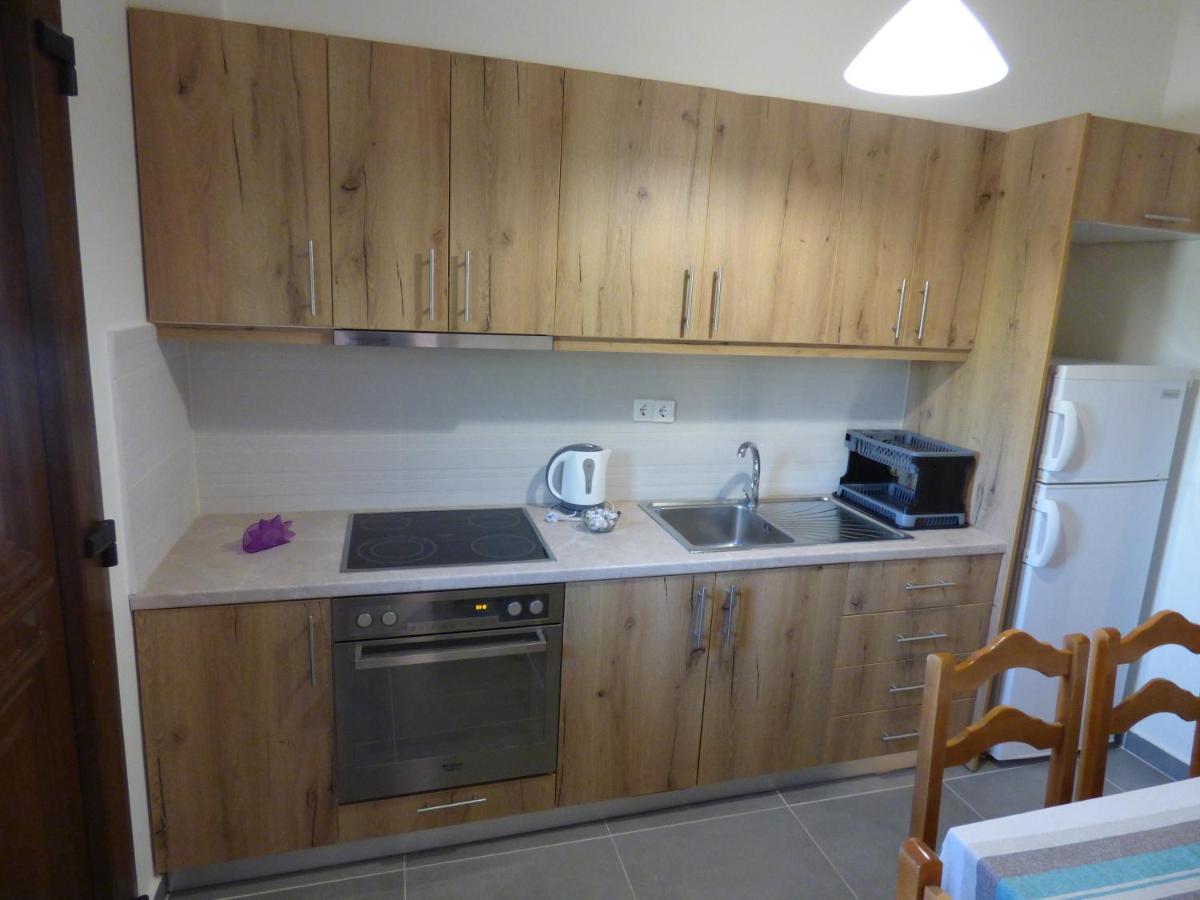 Natashas Apartments Ípszosz Kültér fotó